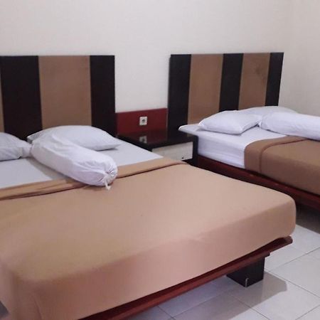 Surya Hotel & Resort Батураден Экстерьер фото